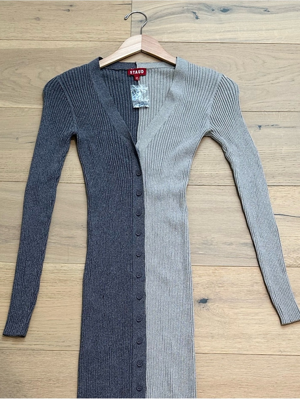 New STAUD Shoko Color Blocked
Cardigan Sweater Dress - Picture 5 of 14